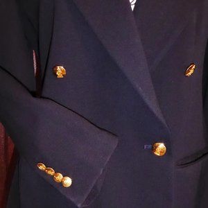 BLAZER BY AUSTIN REED, NAVY, CLASSIC AND TIMELESS, TAILORED, A STAPLE, size 4